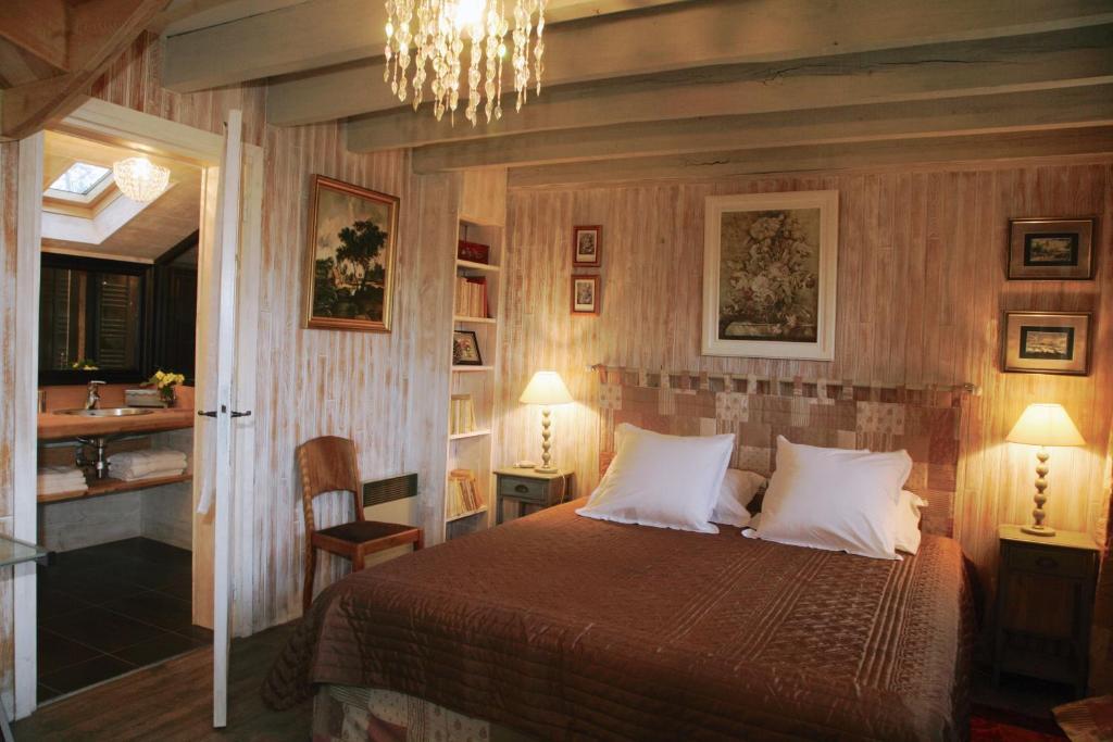 La Belle Epoque Bed and Breakfast Sansac-de-Marmiesse Camera foto